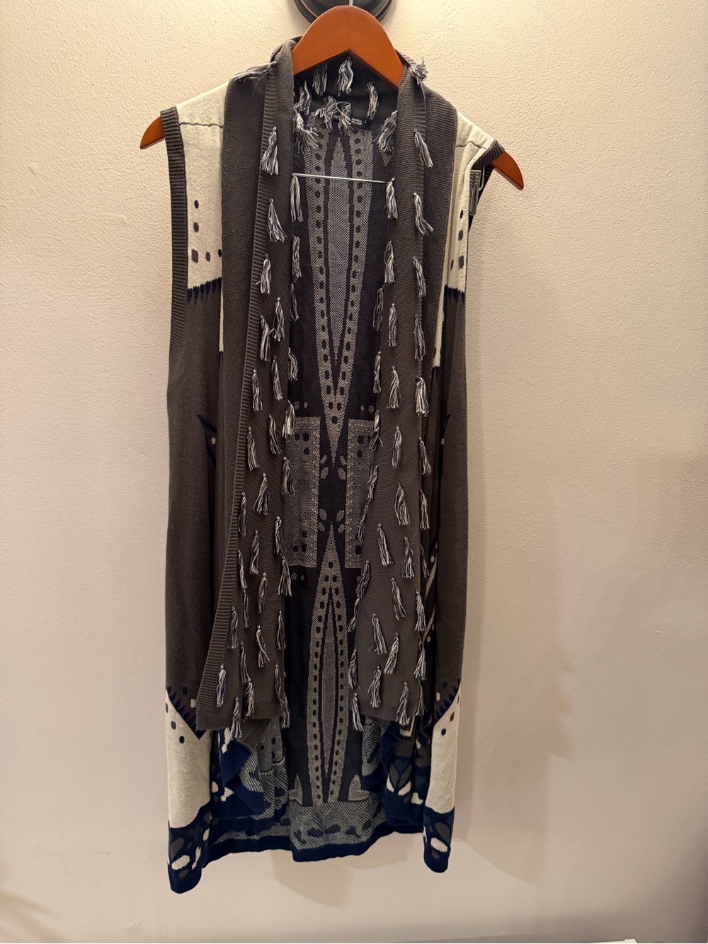 Gypsy 05 Global Village Long Duster Vest Geometric Tassel Knit Gray Blue Large